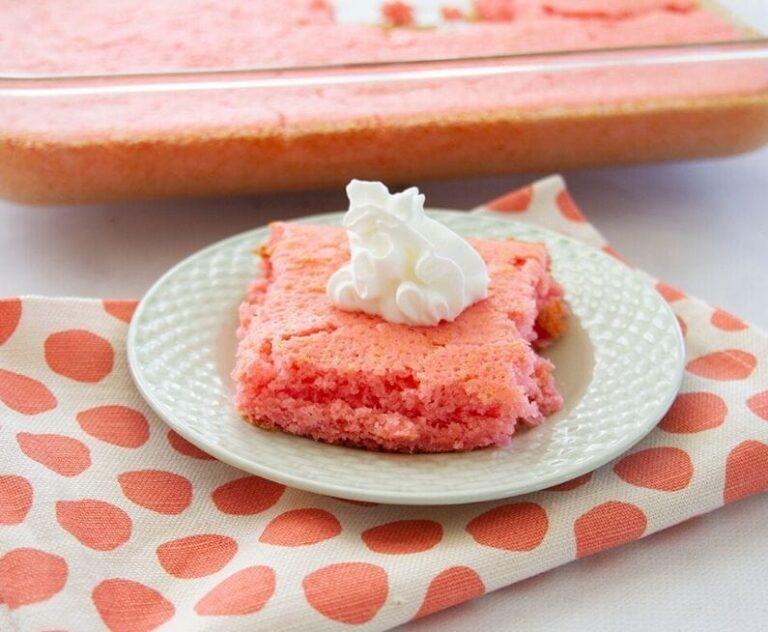 Strawberry Soda Cake 2024 | grosskochberg