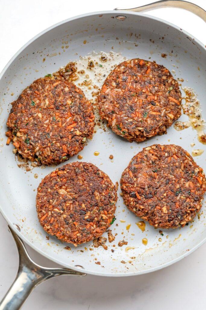 veggie burgers 4 1024x1536 1 2024 | grosskochberg